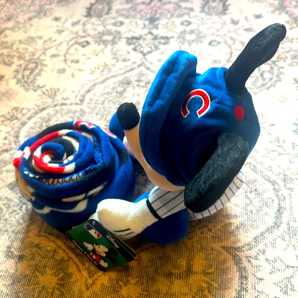 New Disney Mickey Cubs plush character and throw Set. - Picture 2 of 4